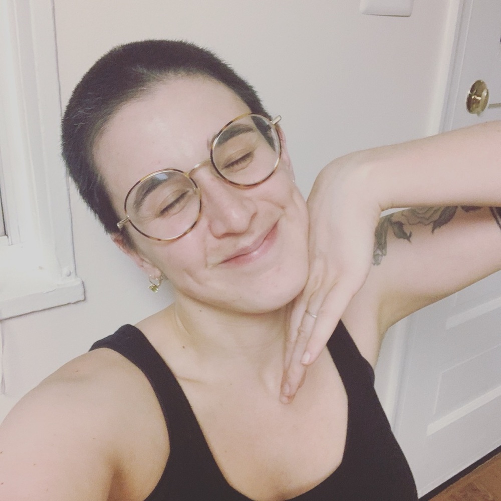 Meet your Posher, Emily